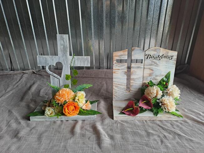 kompozycje wiązanka świąteczna na grób stroik cmentarz