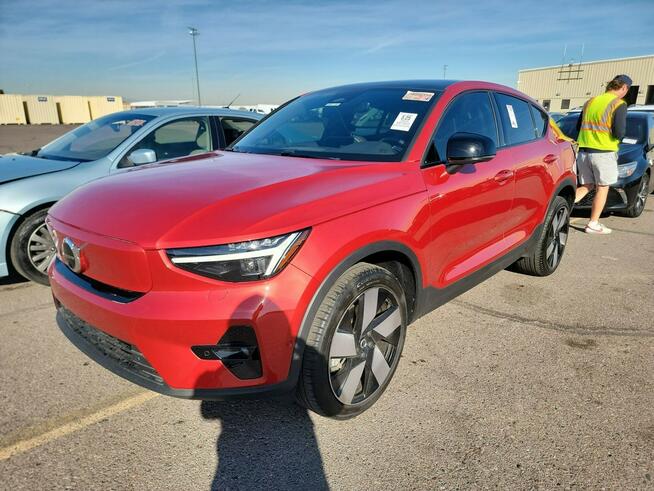 C40 Recharge P8 Ultimate
