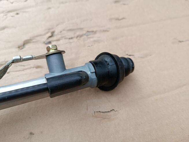 Chrysler Sebring 2 II antena elektryczna 04760894AB