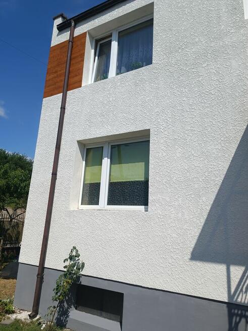 Nowoczesny tynk cienkowarstwowy do wykończenia elewacji..