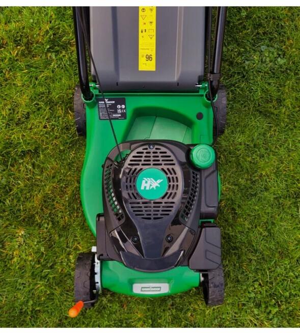 Kosiarka spalinowa Hawksmoor o pojemności 127 cm3 i średnicy