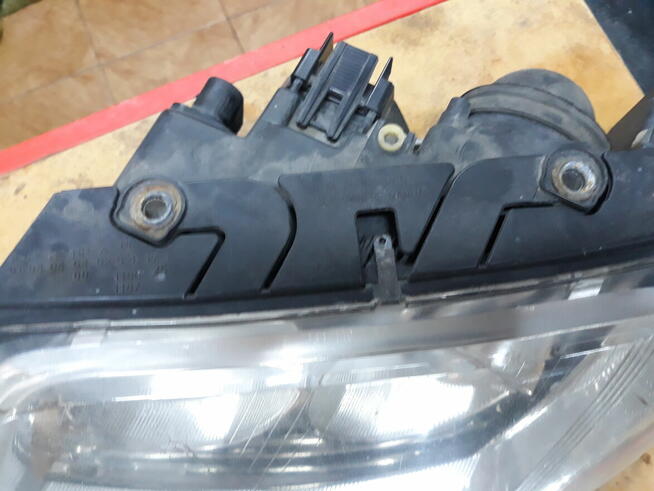 KOMPLET DO REGENERACJI PASSAT B5 FL PRZOD LAMPY EUROPA