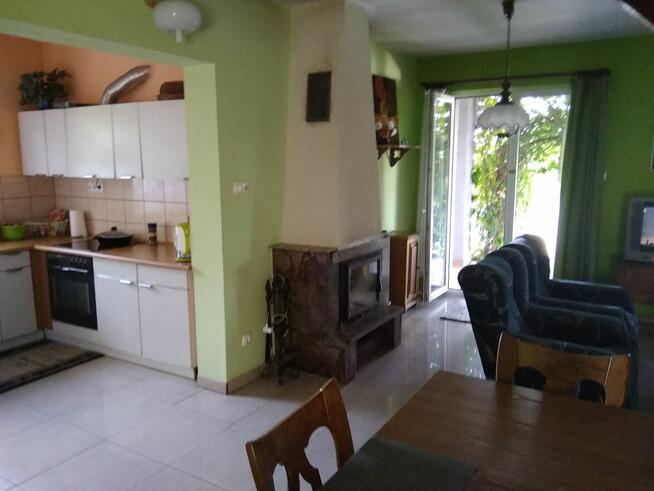 Dom nad jeziorem, 0.98ha,potencjał na ośrodek wędkarski