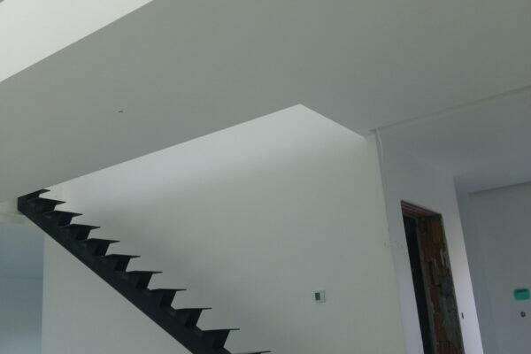 Gładzie malowanie zabudowy poddaszy Remonty