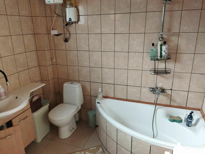 Dom nad jeziorem, 0.98ha,potencjał na ośrodek wędkarski