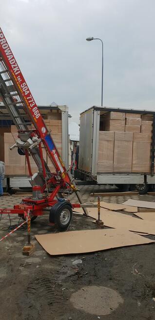 Gruz oknem balkonem do 5 piętra