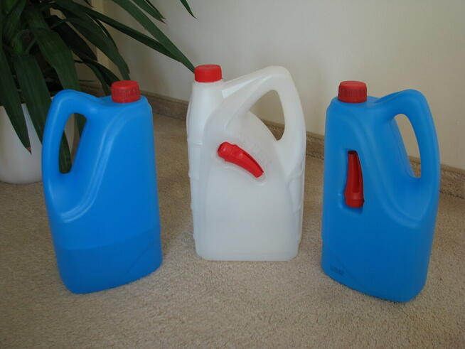 Kanister pojemnik baniak z zakrętką 5 l