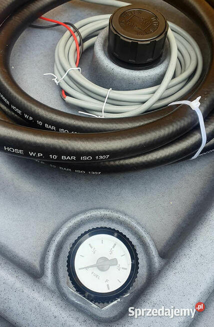 ZBIORNIK MOBILNY NA OLEJ NAPĘDOWY 200L z dystrybutorem