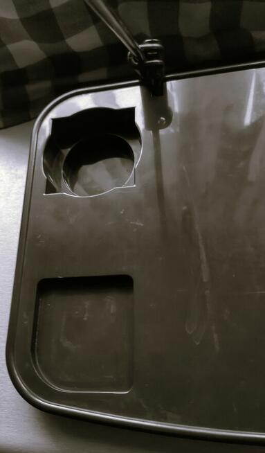 Składany stolik samochodowy