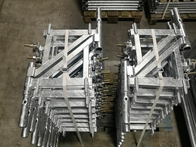 Rusztowania rusztowanie elewacyjne fasadowe ramowe 130 m2