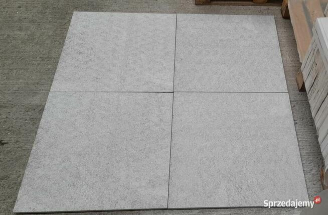 Płytki Granitowe VISCONT WHITE DUKE 60x60x1,5 płomień