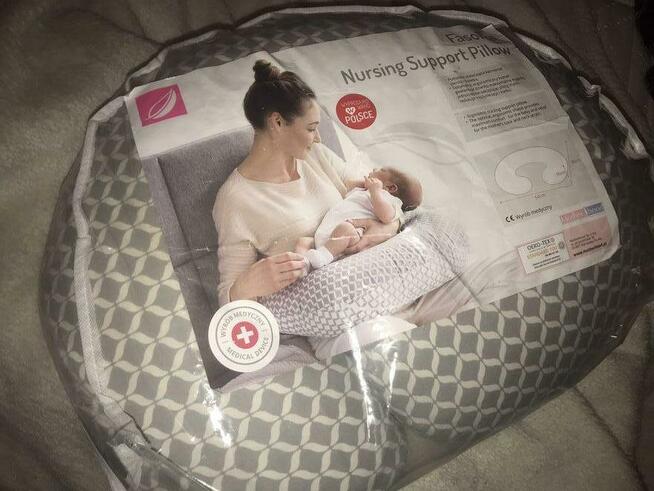 poduszka do karmienia dziecka