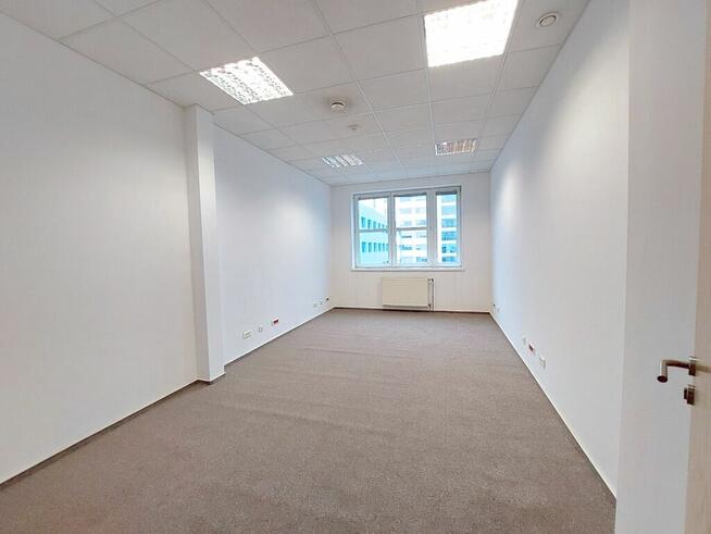 BIURO NA WYNAJEM - pomieszczenia w biurowcu przy Galerii