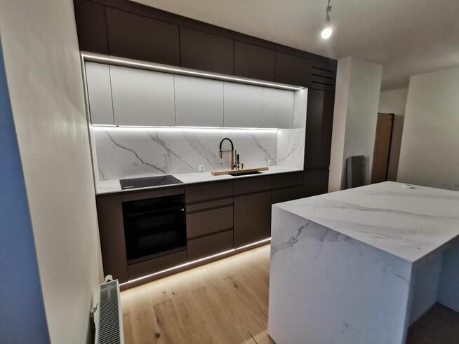 Meble na wymiar ! KUCHNIE, SZAFY, MEBLE ŁAZIENKOWE