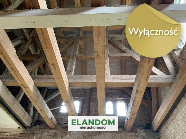 Zabytkowy zespół dworsko-parkowy na Mazurach