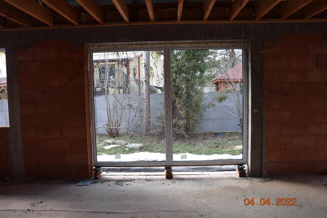 Nowoczesny parterowy dom blisko lasu