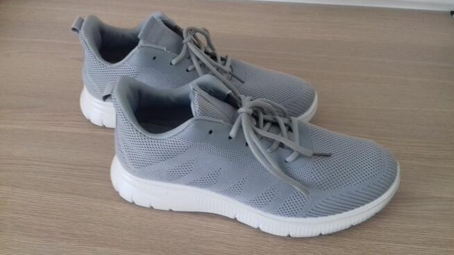 Buty sportowe szare „PULSE UP”, do sprzedania