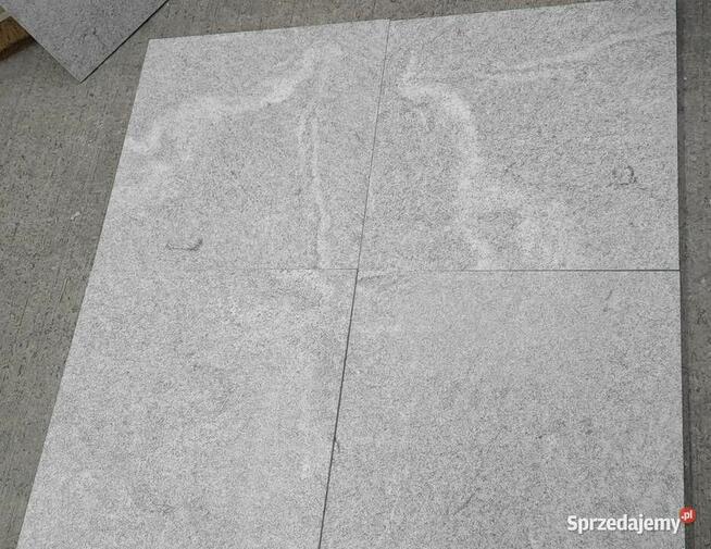 Płytki Granitowe VISCONT WHITE DUKE 60x60x1,5 płomień