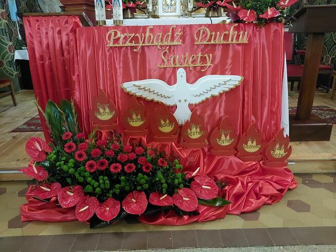 Gołębica - dekoracja bierzmowanie Pierwsza Komunia