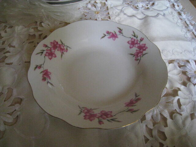 Talerze głębokie porcelanowe lata 80-te XX wieku