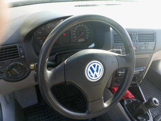 Sprzedam volkswagena borę kombi 2002 r. w Benzynie Euro 4