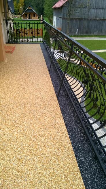 żywica na balkon taras schody kamienny dywan