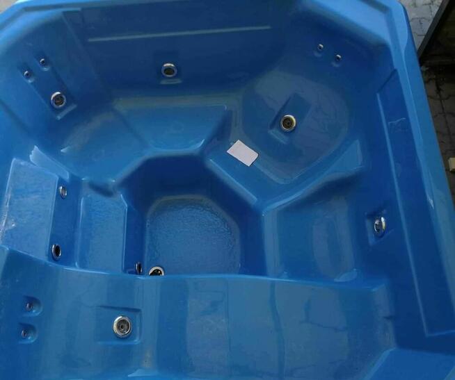 Jacuzzi kwadratowe system hydro 11 dysz