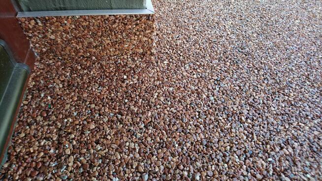 Micronfloor kamienny dywan na balkony tarasy schody