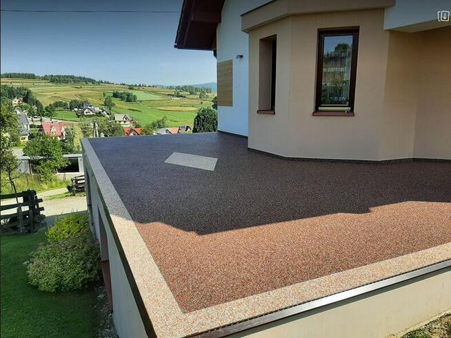 Żywica na balkony tarasy kamienny dywan UV