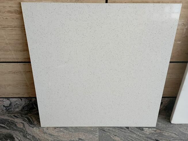 Konglomerat kwarcowy BLANCO CAMELIA 60x60x1,2 mat