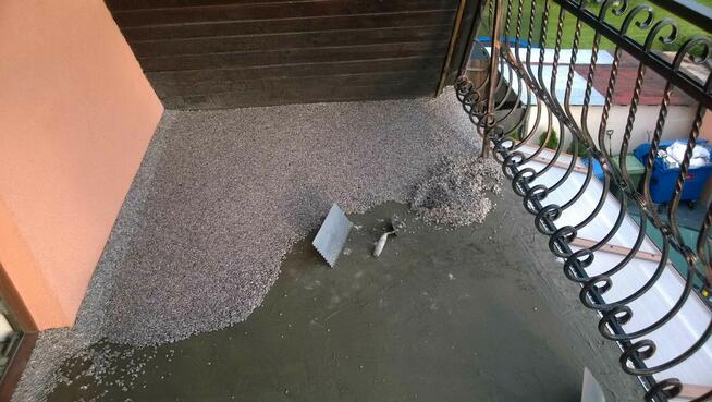 Micronfloor kamienny dywan na balkony tarasy schody