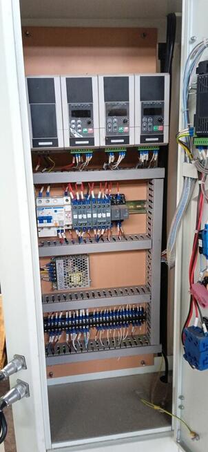 Półautomatyczna owijarka do palet z dociskiem max. wysokość