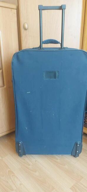 Duża Walizka Granatowa Saxoline Na Kółkach. Polecam.