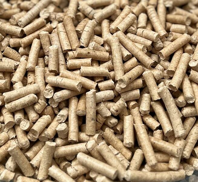 Pellet 6 mm A1 Opał czysta sosna