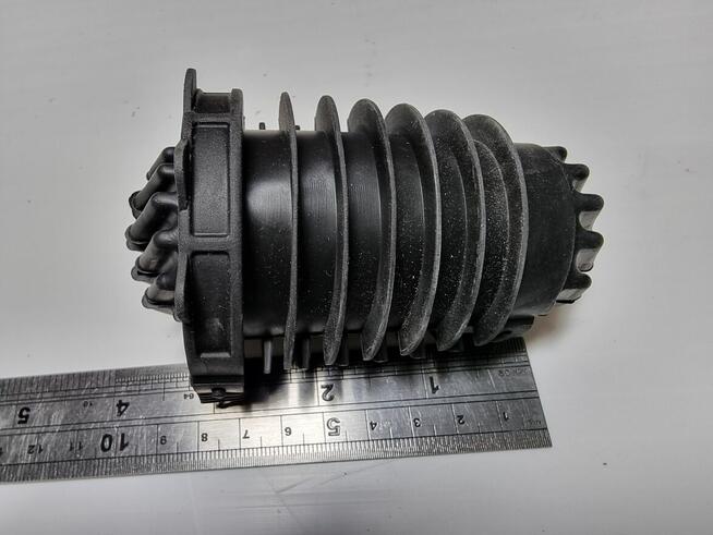 Czopowy wkład uszczelniający do rur kablowych osłonowych 50