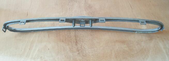 Atrapa gril wlotu powietrza Ford Mondeo 1994