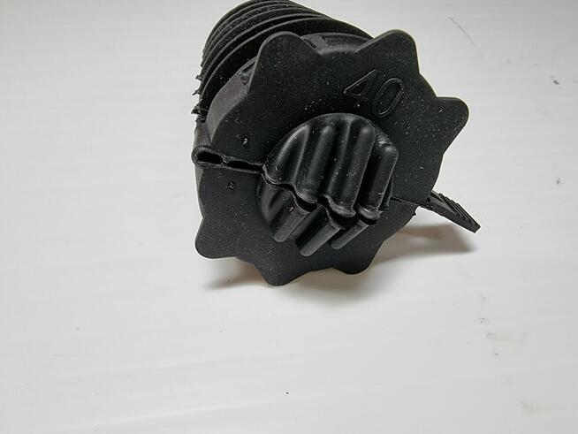 Dławnica czopowa 40, gwiazdowy wkład uszczelniający