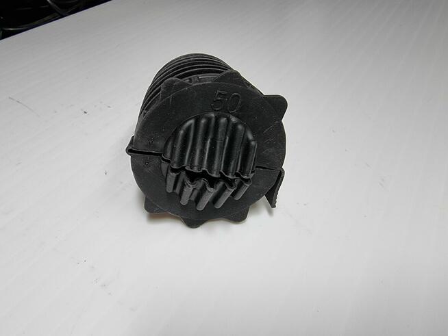 Czopowy wkład uszczelniający do rur kablowych osłonowych 50