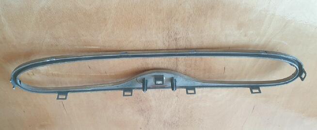 Atrapa gril wlotu powietrza Ford Mondeo 1994