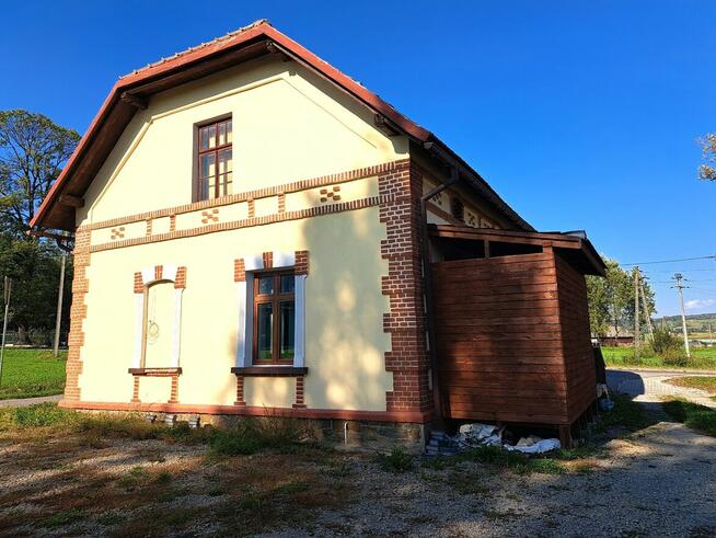 Na wynajem lub sprzedaż 2 budynki Bzianka, gmina Rymanów