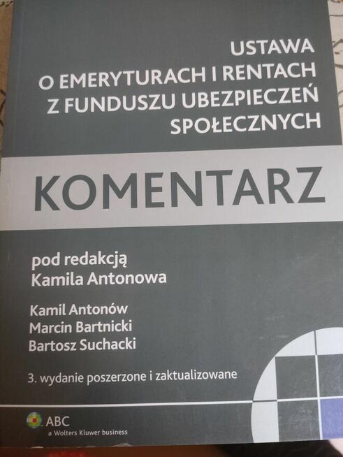 Książki: Kodeks pracy, prawo pracy, Kierowanie ludźmi itp.
