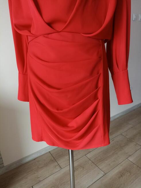 Czerwona sukienka z odkrytymi plecami Lou Kenzie r. XL 42