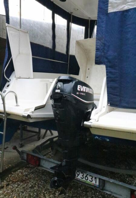 Calipso 23houseboat wraz z przyczepą, prywatny właściciel