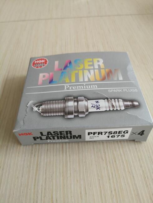 4׌wieca zapłonowa platynowe NGK R PFR7S8EG 1675,Audi, VW,TSI