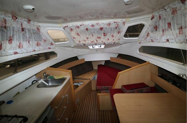 Calipso 23houseboat wraz z przyczepą, prywatny właściciel