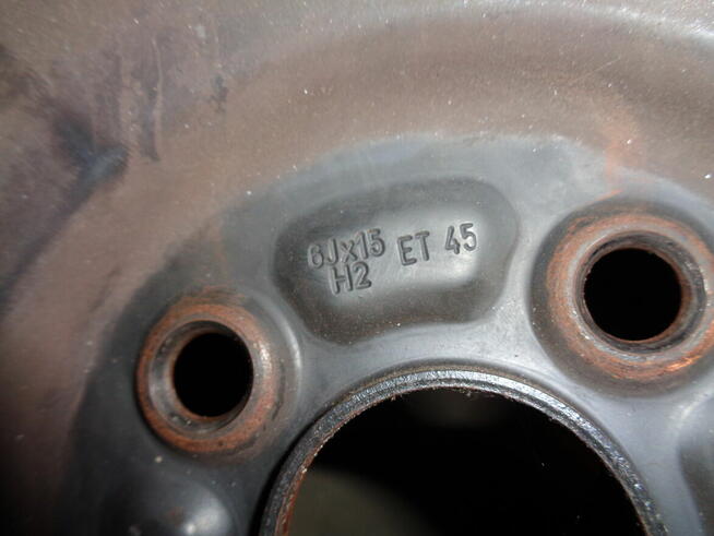 Kola opony Toyota Letnie Barum 195/60 R15 6Jx15 ET 45 Coroll