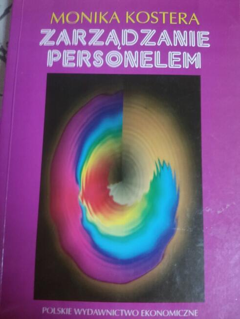 Książki: Kodeks pracy, prawo pracy, Kierowanie ludźmi itp.