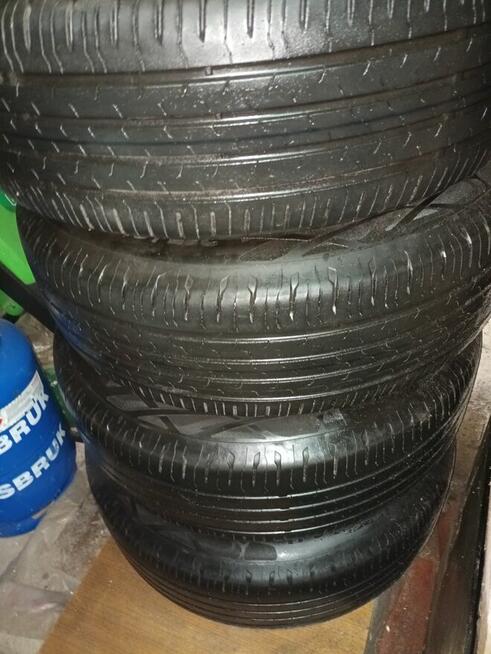 Opony letnie z felgami aluminiowymi do peuegota 2008