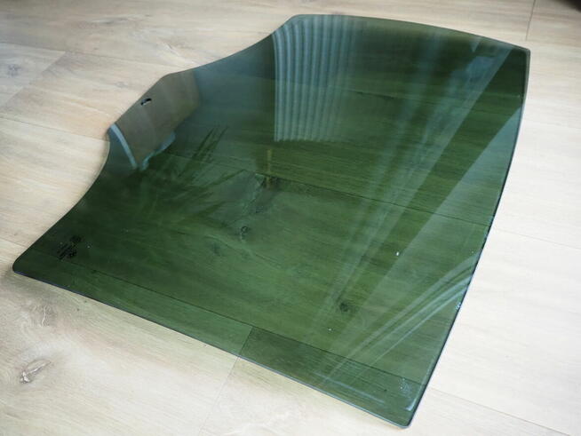 Szyba boczna, prawy tył BMW F10 51357182124