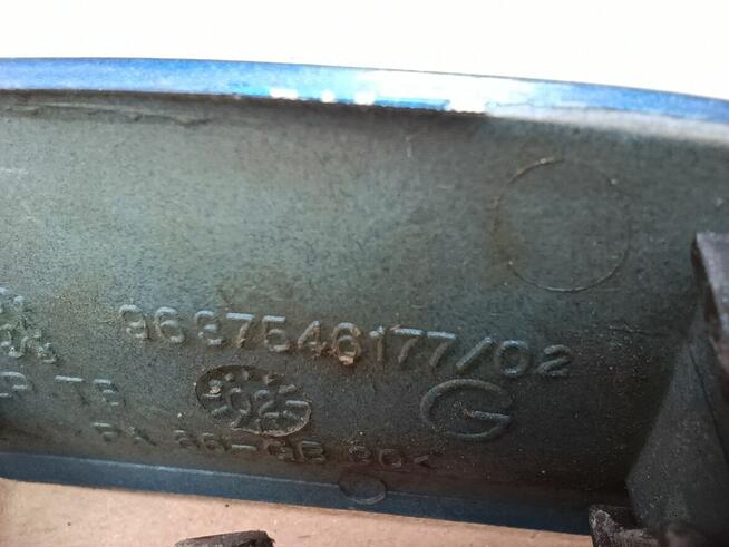 Peugeot 307 dysza zaślepka spryskiwacza lamp KMFD lewa prawa